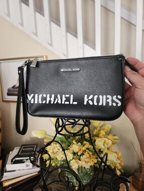 Michael Kors Saylor Large Leather Pouchette Wristlet
